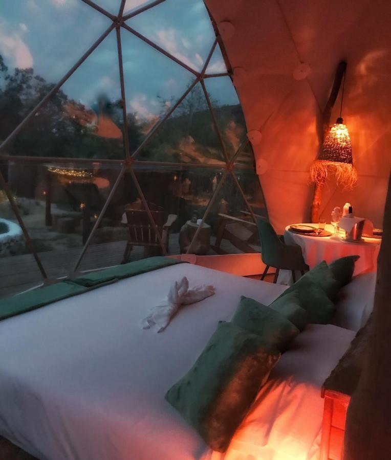 Domo Suites Masia Cal Geperut Бадалона Екстер'єр фото